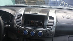 Mitsubishi L200 2006-2015 Dashboard Trim Kit (11 Pieces) photo 6