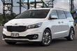 Review of KIA Carnival minivan photo 2