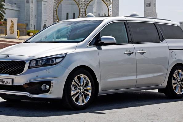 Review of KIA Carnival minivan