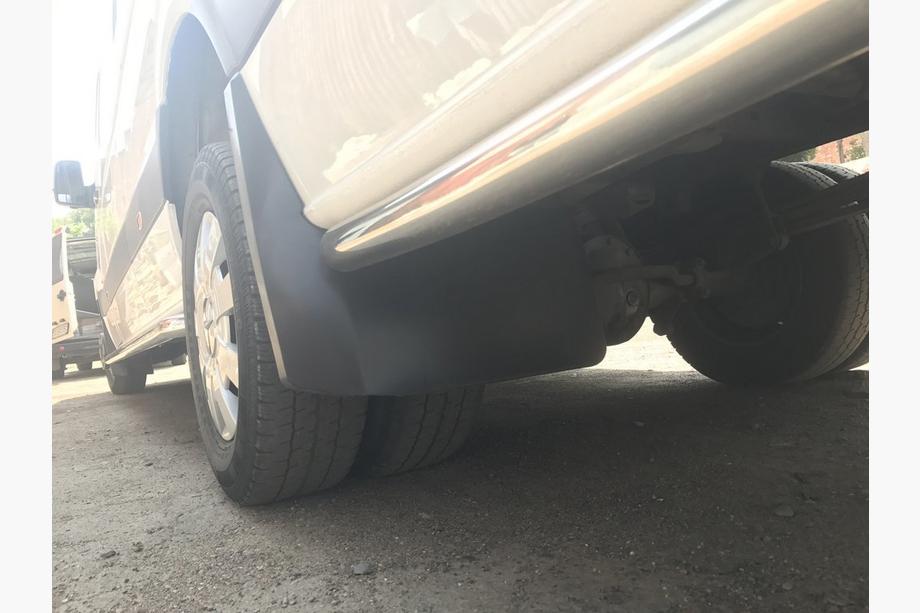 Volkswagen Crafter 2006-2016 Premium Begel Mud Flaps Photo 4