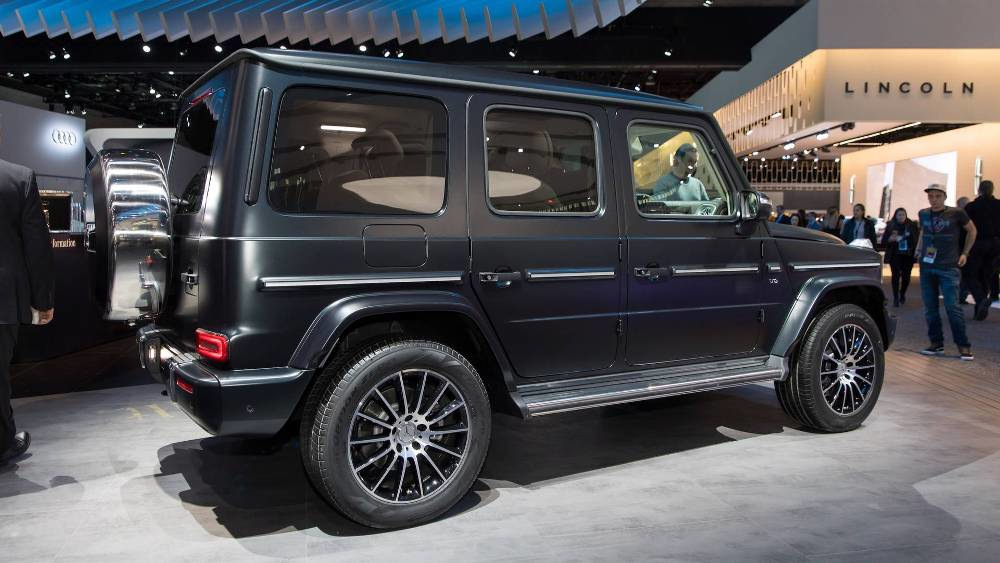 Review of the legendary SUV Mercedes-Benz G-Class new generation