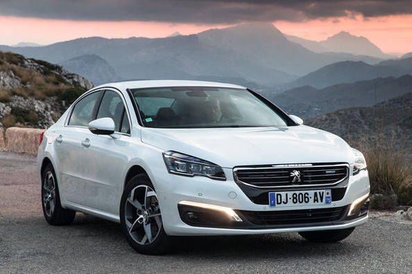 Flagship sedan Peugeot 508