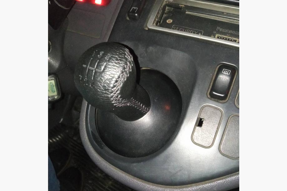 Mercedes Vito W638 1996-2003 Gear Shift Knob (Leather) Photo 1