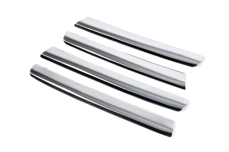 Volkswagen Touareg 2002–2010 Grille Covers (4 pcs, Stainless Steel) Photo 3