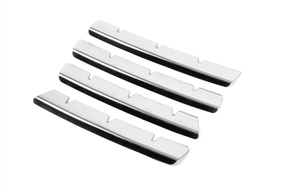 Volkswagen Touareg 2002–2010 Grille Covers (4 pcs, Stainless Steel) Photo 5