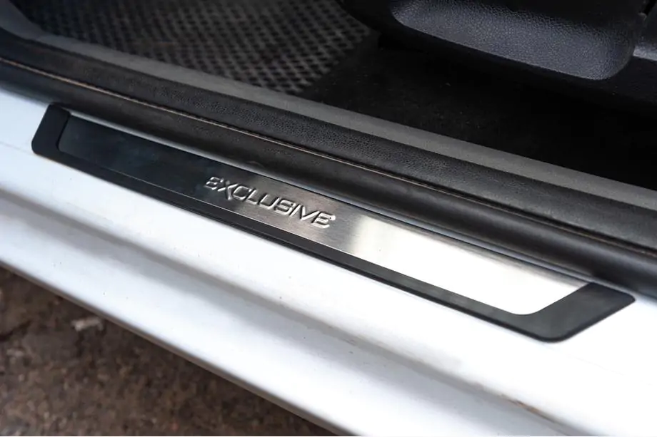 Ford Focus II 2005-2008 Chrome Door Sill Covers (Flexill, 4pcs) Image