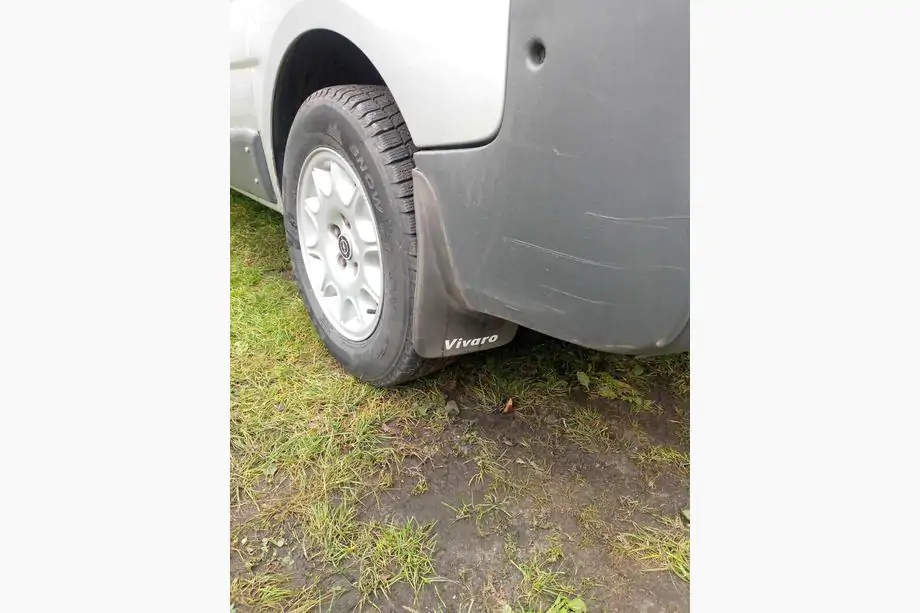 Opel Vivaro 2001–2015 Rear custom fit mud flaps (set) Photo 2