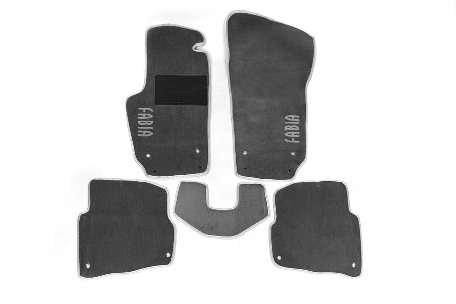 Skoda Fabia 2000-2007 Textile Car Floor Mats (Velgum) Image