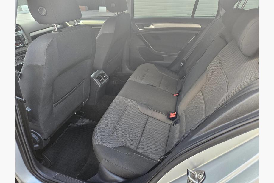 Volkswagen Golf 7/E-Golf 2012-2020 Rubber Floor Mats (4 pcs, Polytep) Photo 4
