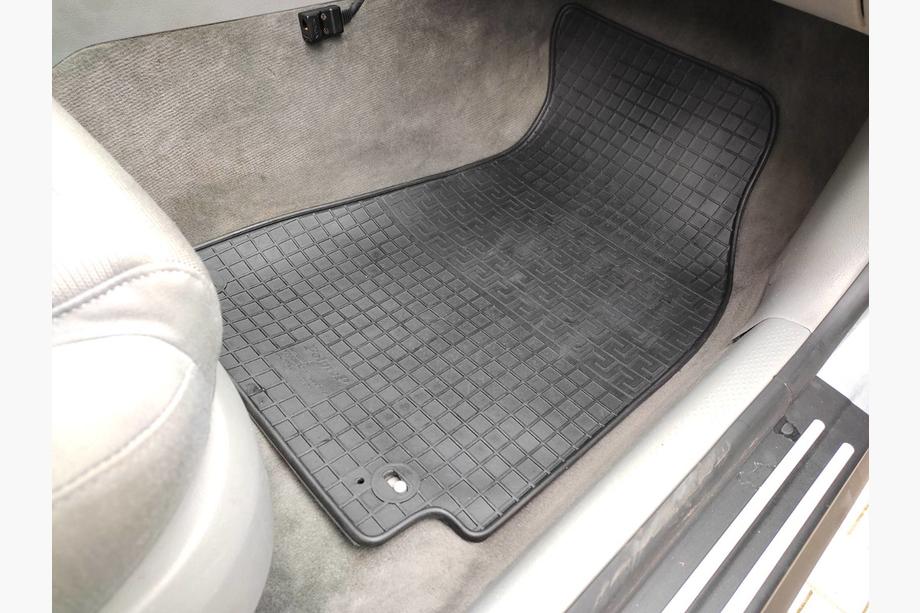 Volkswagen Passat B5 1997-2005 Rubber Floor Mats (4 pcs, Polytep) Photo 3