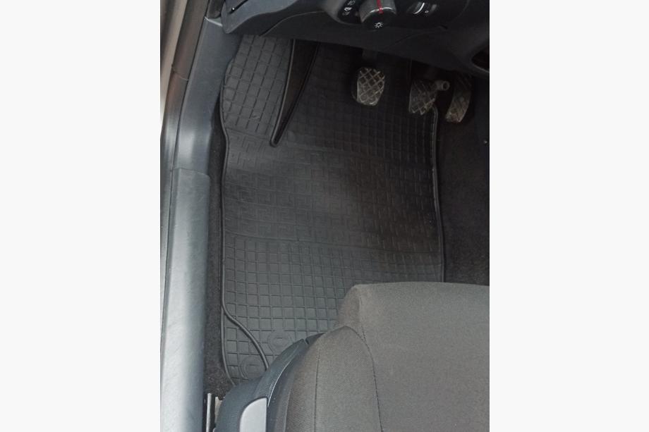 Seat Ibiza 2002-2009 Rubber Floor Mats (4 pcs, Polytep) Image