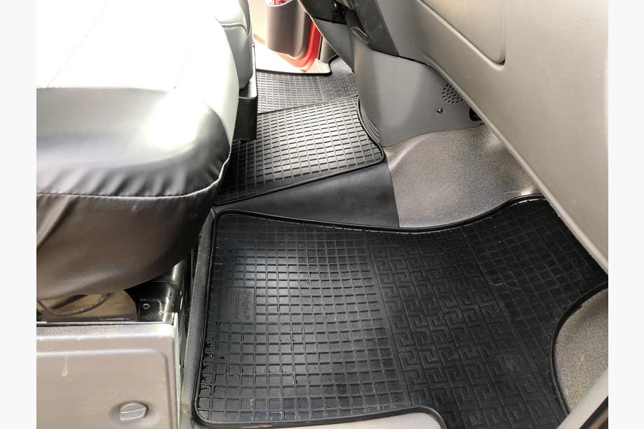Mercedes Vito W639 2004-2014 Rubber Floor Mats (3 pcs, Polytep) Photo 6