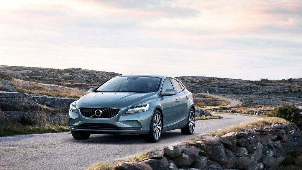 The five-door hatchback Volvo V40