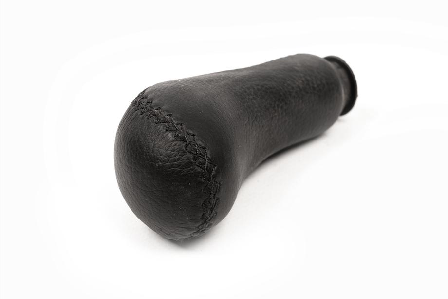 Universal Gear Shift Knob (Leather) Photo 2