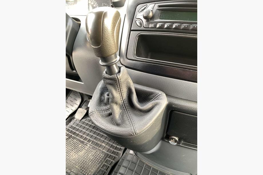 Mercedes Vito W639 2004-2014 Leather Gear Shift Boot Tiptronic Image
