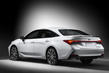 The flagship Toyota Avalon sedan of 2018 model year photo 2