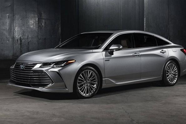 The flagship Toyota Avalon sedan of 2018 model year