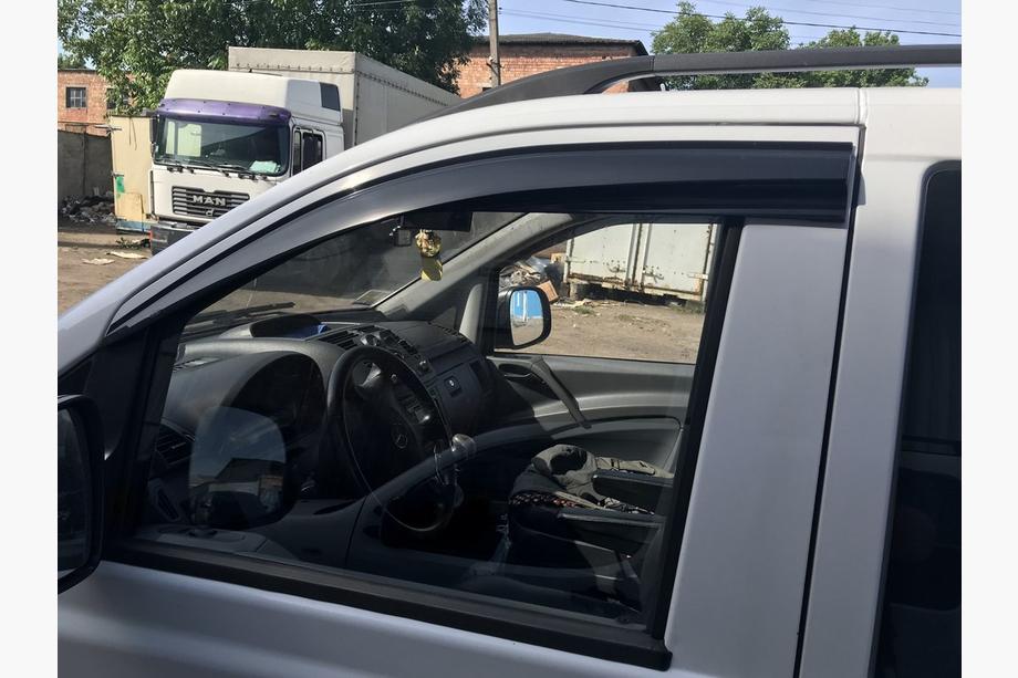 Mercedes Vito W639 2004-2014 Window Deflectors (2 pcs, Sunplex Sport) Photo 3