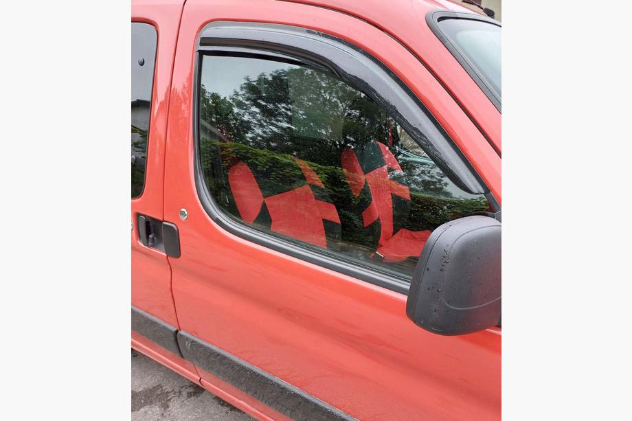 Renault Kangoo 1998-2008 Window Deflectors 8 cm (2 pcs, DDU) Image