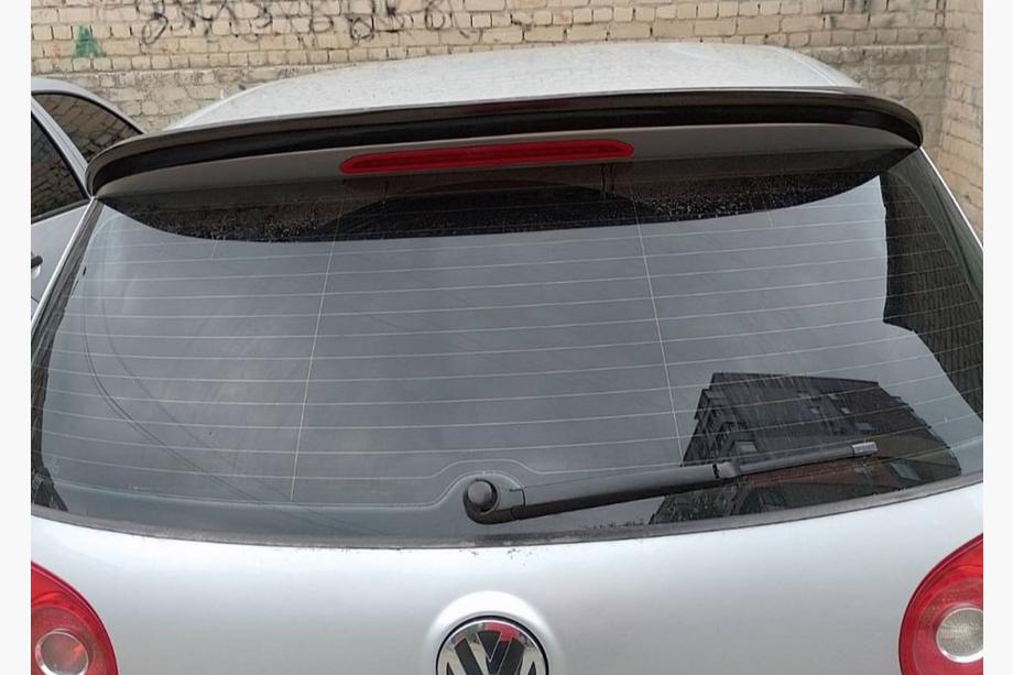 Volkswagen Golf 5 2003-2009 Spoiler (primed for painting) Image
