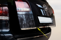 Volkswagen Touareg 2002–2010 Trunk Lid Chrome Trim Carmos - (ABS) photo 1
