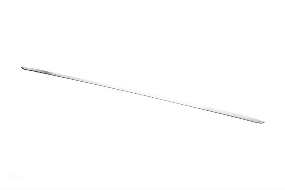 Volkswagen Touareg 2002–2010 Trunk Lid Chrome Trim Photo 3
