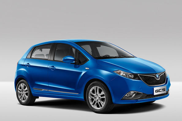 An overview of hatchback Geely GC5