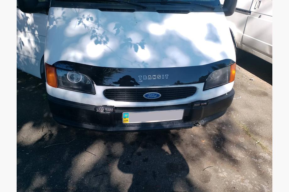 Ford Transit 1991-2000 Hood Deflector (VIP) Image