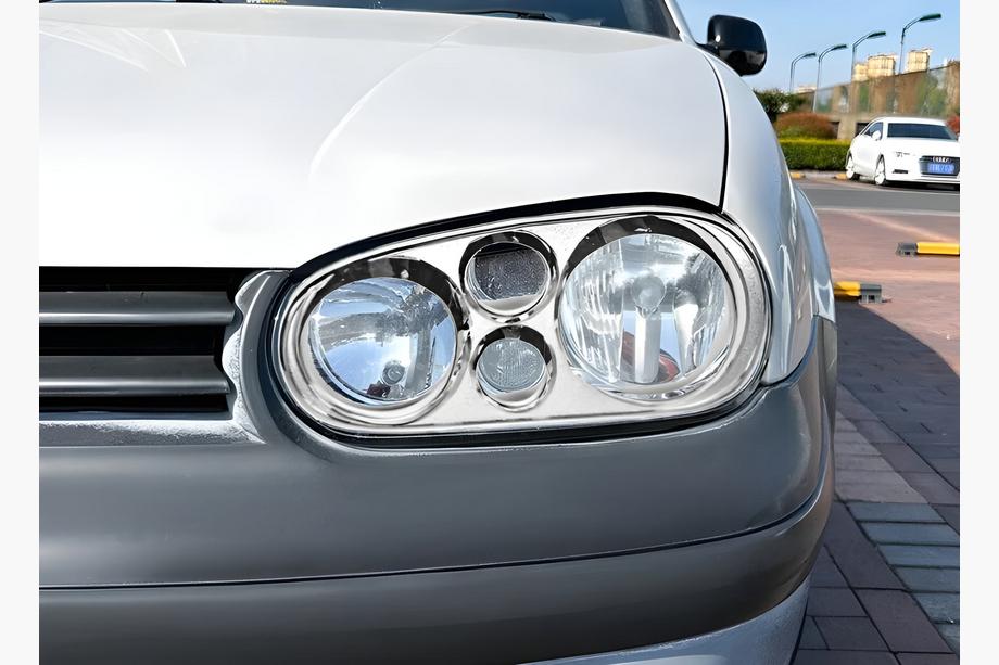 Volkswagen Golf 4 1997-2006 Headlight Trim Surround V1 (2 pcs, plastic) Image