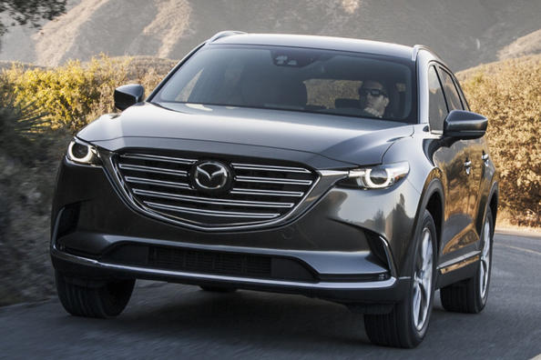 Overview seven-passenger crossover Mazda CX-9
