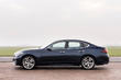 Sedan of business-class Infiniti Q70 photo 4
