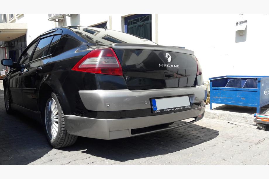 Renault Megane II 2004-2009 Rear bumper cover (primed for painting) Image