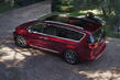 A minivan review Chrysler Pacifica photo 4