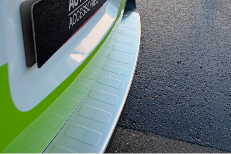 Peugeot Traveller 2017- Rear bumper protector with edge OmsaLine (stainless steel) Short/Medium Wheelbase Photo 9