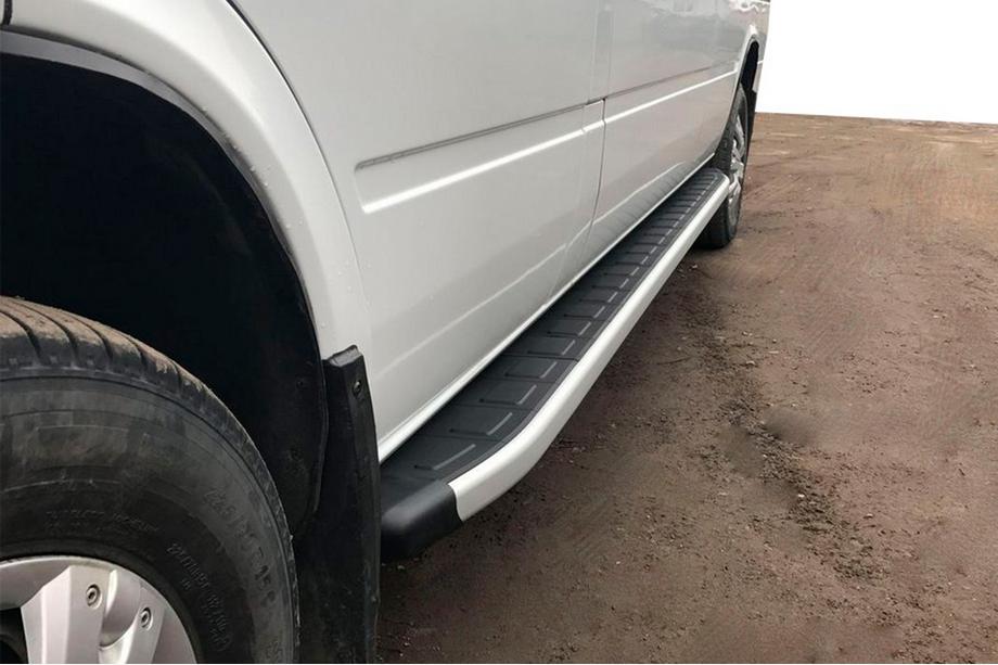 Volkswagen LT 1995-2006 Side Steps Fullmond (2 pcs, aluminum) Image