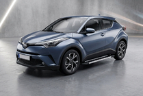 Toyota C-HR 2016-2023 Side Steps RedLine V1 (2 pcs, Aluminum) photo 1