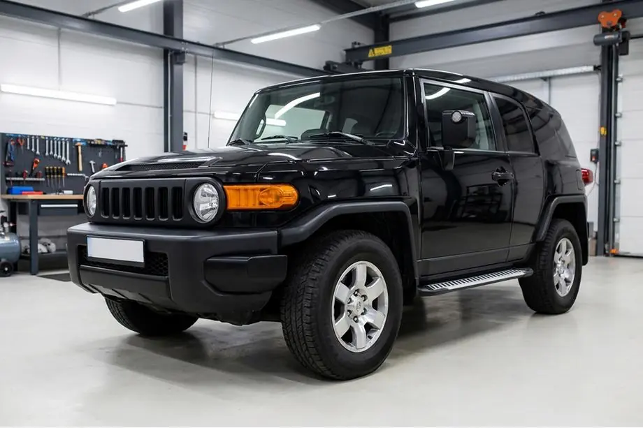 Toyota FJ Cruiser 2006-2022 Side Steps Line (2 pcs, Aluminum) Image