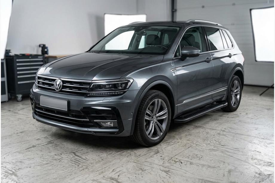 Volkswagen Tiguan 2016-2023 Side Steps Allmond Black (2 pcs, Aluminum) Photo 1