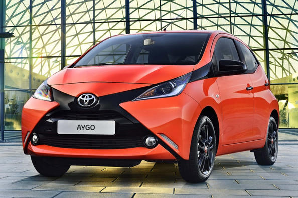Overview of the Toyota Aygo hatchback of the second generation