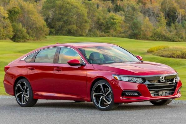 Review of the Honda Accord sedan the tenth generation