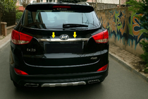 Hyundai IX-35 2010-2015 Chrome trim above license plate (wide) photo 3