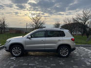 Volkswagen Tiguan 2007-2016 Window Deflectors with Chrome Trim (4 pcs, Niken) photo 4