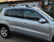 Volkswagen Tiguan 2007-2016 Window Deflectors with Chrome Trim (4 pcs, Niken) photo 2