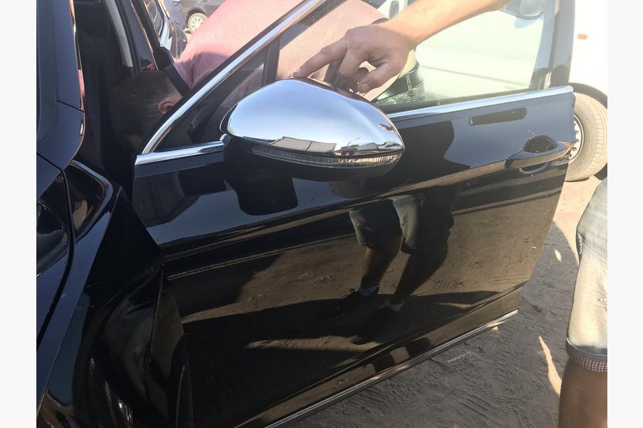 Volkswagen Passat B8 2015-2023 Mirror Covers EU (2 pcs, Stainless Steel) Photo 3