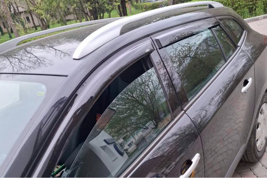 Renault Megane III 2009-2016 Window Deflectors SW (4 pcs, HIC) Image