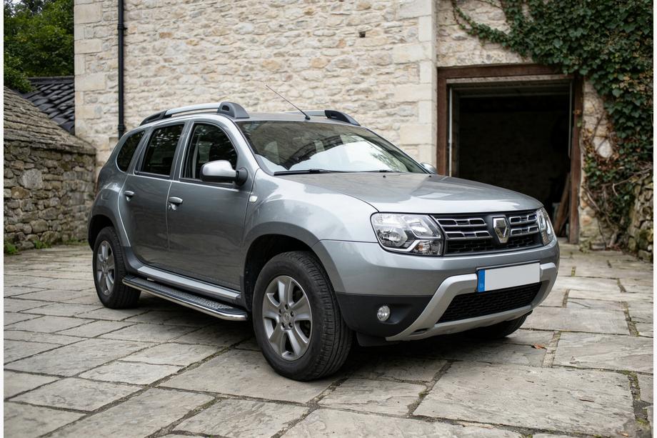 Dacia Duster 2008-2018 Side Steps Maydos V2 (2 pcs, Aluminum & Stainless Steel) Image