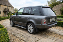 Range Rover III L322 2002-2012 Side Steps Maydos V2 (2 pcs, Aluminum & Stainless Steel) photo 1