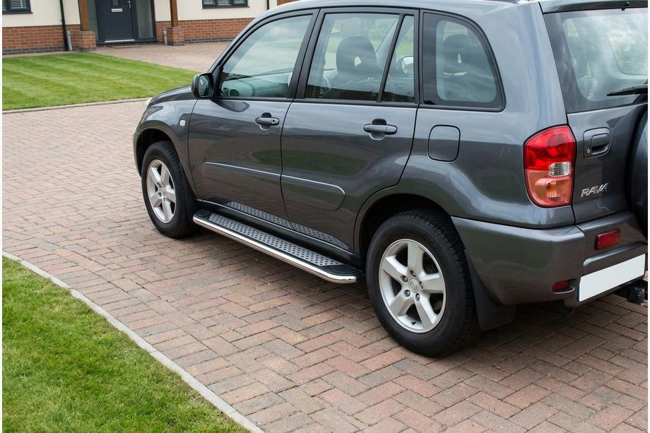 Toyota Rav 4 2001-2005 Side Steps Maydos V2 (2 pcs, Aluminum & Stainless Steel) Image