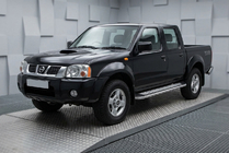 Nissan NP300 1999-2015 Side Steps Maydos V2 (2 pcs, Aluminum & Stainless Steel) photo 1