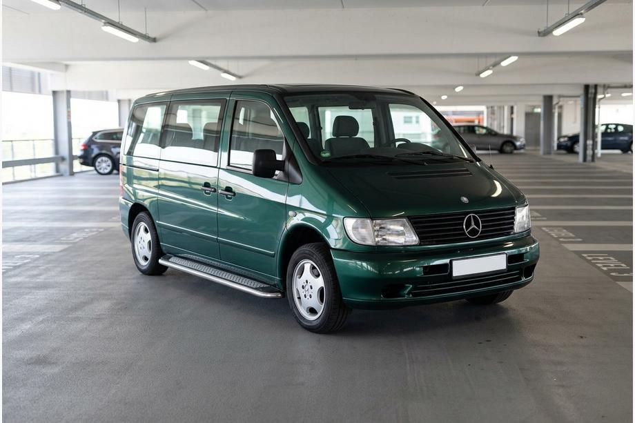 Mercedes Vito W638 1996-2003 Side Steps Maydos V2 (2 pcs, Aluminum & Stainless Steel) Image